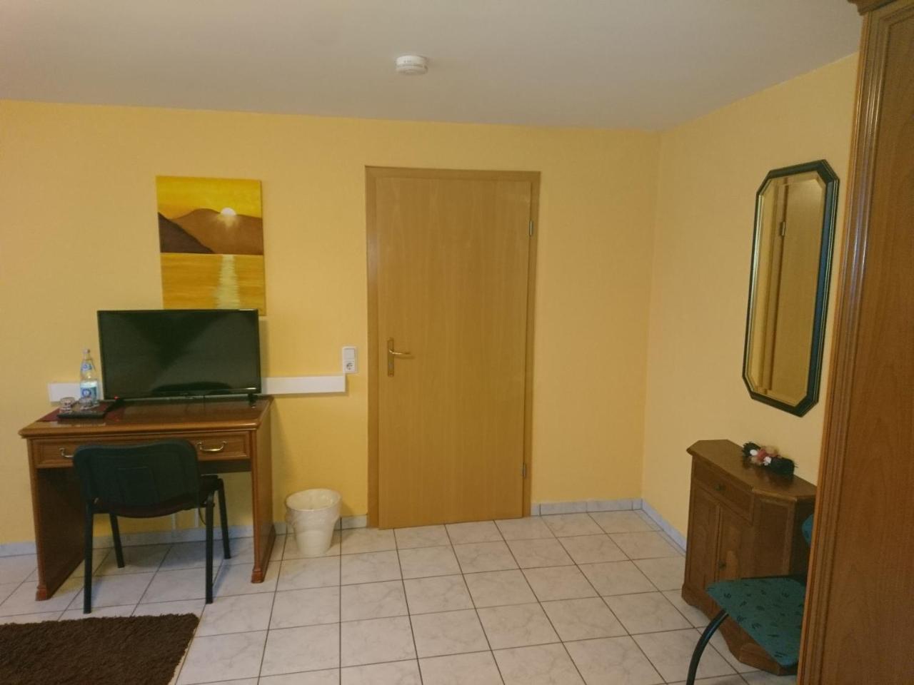 Euro-Hotel Saarbrücken Kültér fotó
